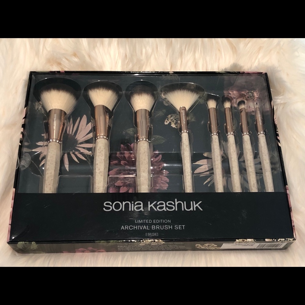 Sonia Kashuk Archival Brush Set